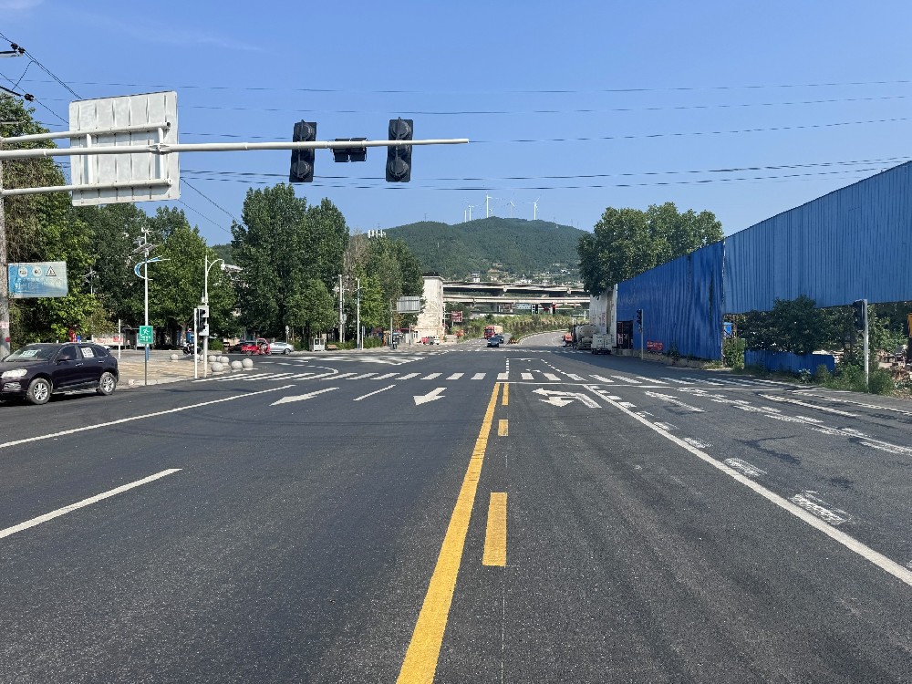 破舊立新！這段路取得新進(jìn)展